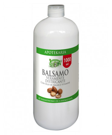 DISTRICA VELOCEMENTE I CAPELLI, RIPARANDOLI DALLA RADICE ALLE PUNTE. LASCIA I CAPELLI SETOSI, VIGOROSI E LUMINOSI